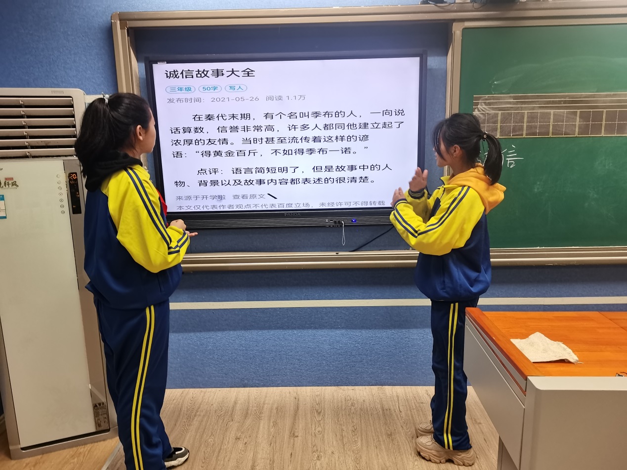 17dc4750a3874314a0812c6a4101a4a2.Jpeg